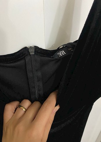 Siyah Drapeli V Yakalı Uzun Kadın Elbise - Görsel 4