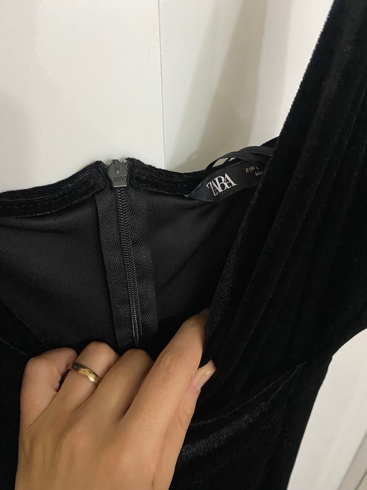 Siyah Drapeli V Yakalı Uzun Kadın Elbise - Görsel 4