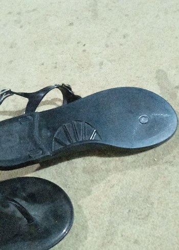 39 Beden siyah Renk Siyah Tokalı Kadın Sandalet