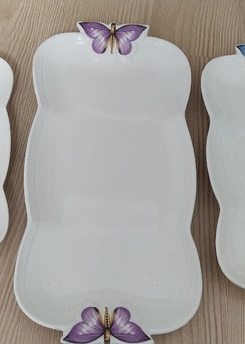 Kelebek Detaylı Beyaz Servis Tabağı - Görsel 2