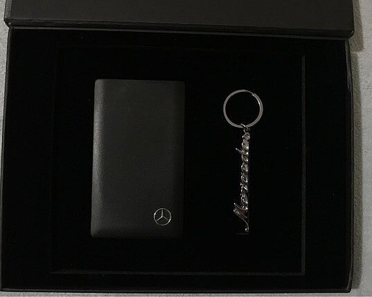 Mercedes Powerbank ve Anahtarlık