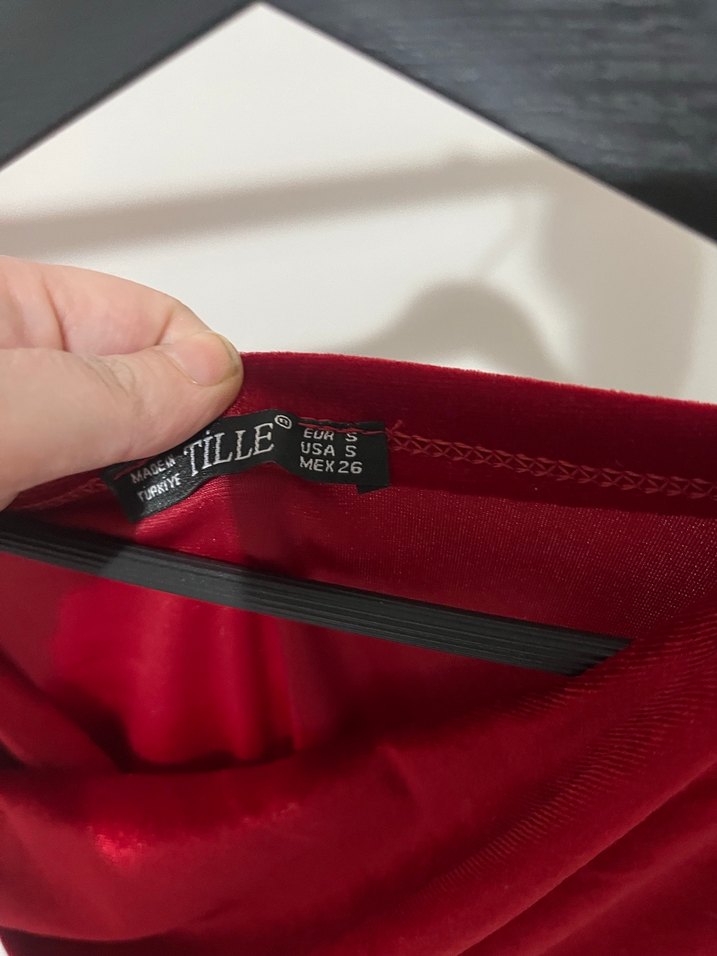 Kırmızı Kadife Elibese - Görsel 3