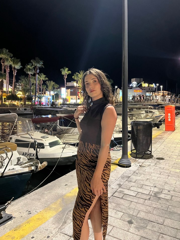 Stradivarius Yırtmaçlı Etek - Görsel 2