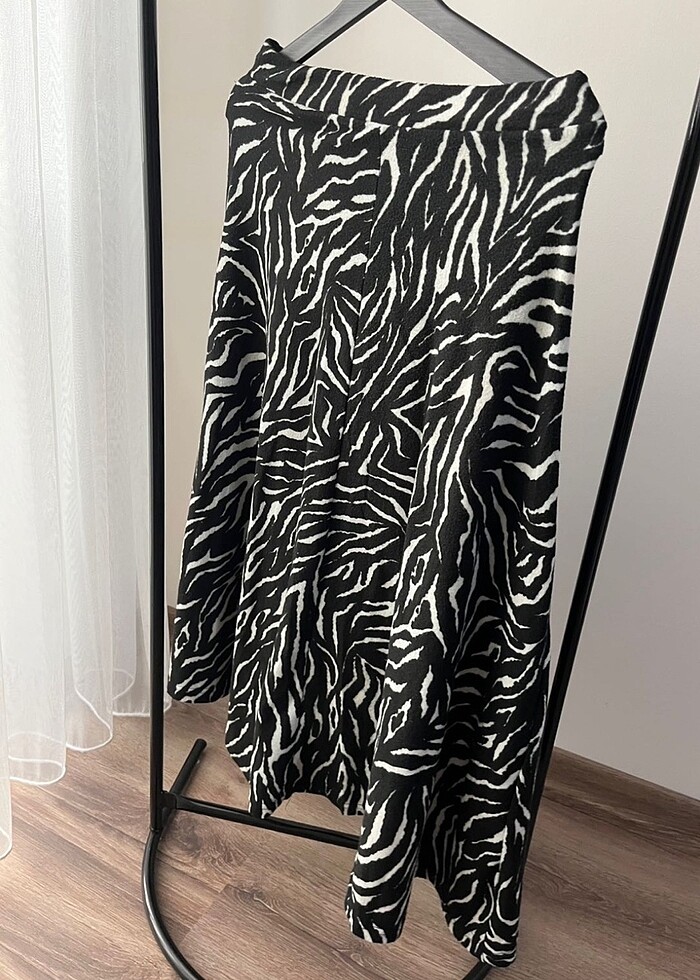 Zebra Desenli Kalın Etek - Görsel 2