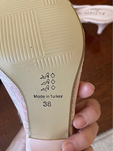 38 Beden Kadın terlik