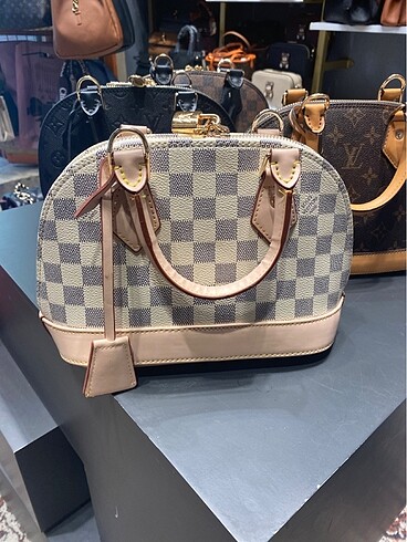 Louis Vuitton Kadın çanta