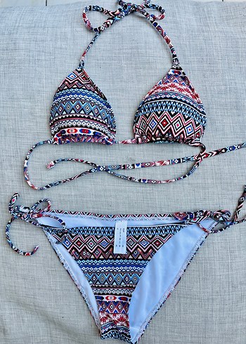 Boncuk Detaylı Çok Renkli Bohem Bikini