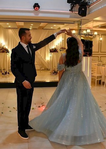 42 Beden mavi Renk Mavi Drapeli Uzun Abiye Elbise