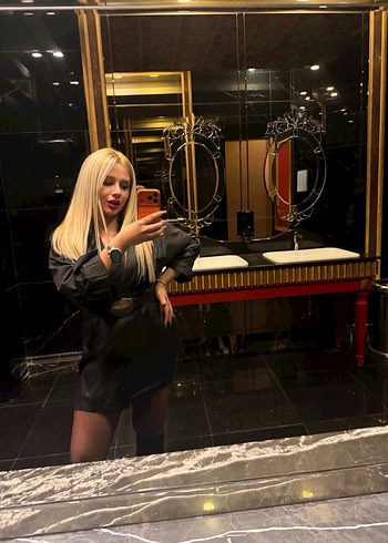 Siyah Düğmeli V Yaka Mini Elbise - Görsel 2