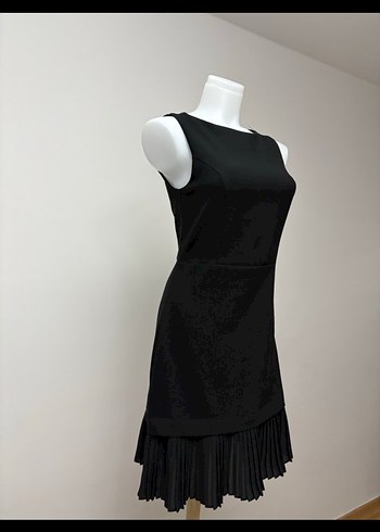 Siyah Midi Pilili Kolsuz Kadın Elbise - Görsel 2