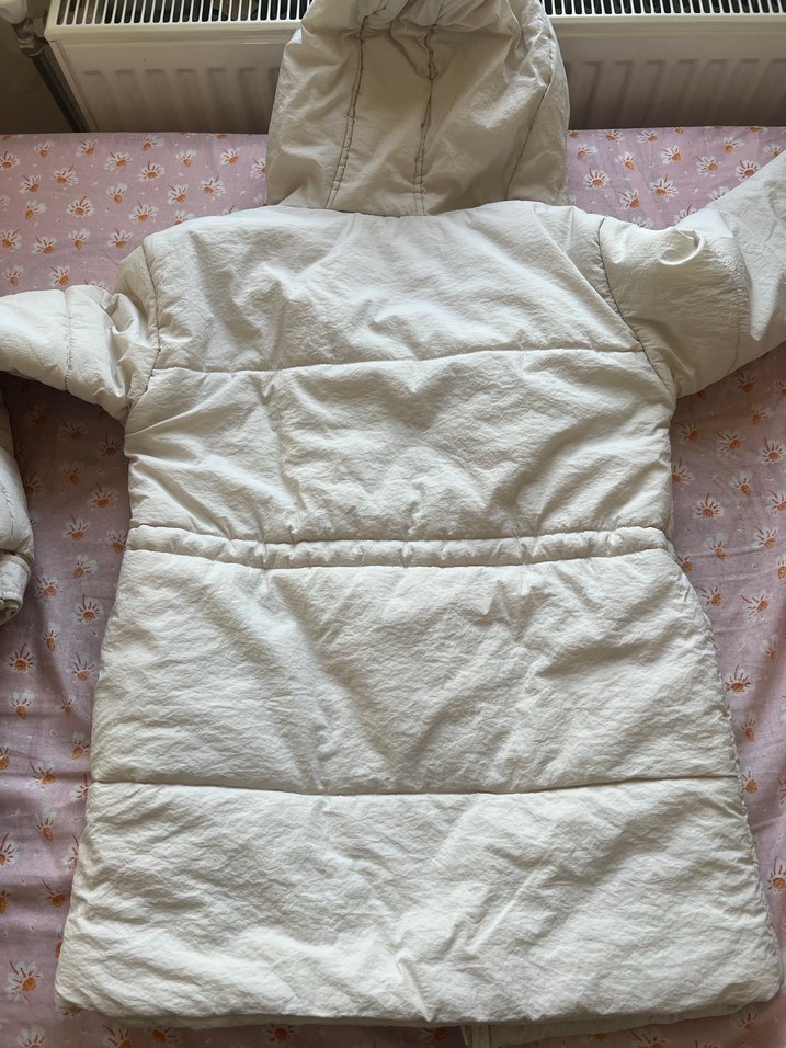 Düğmeli Beyaz Midi Kadın Ceket - Görsel 2