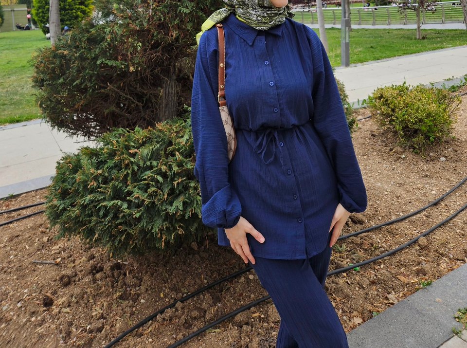 Tesettür pantolon gomlek takım - Görsel 4