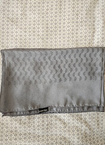 Gri jakar şal - Görsel 2