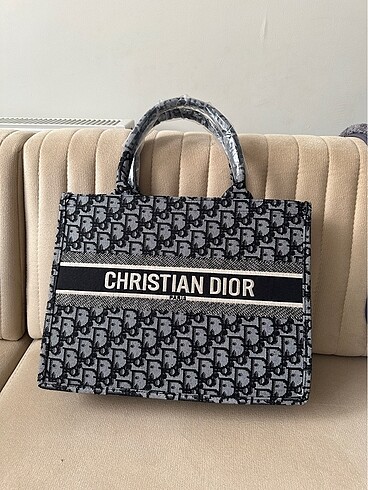  Beden christian dior çanta