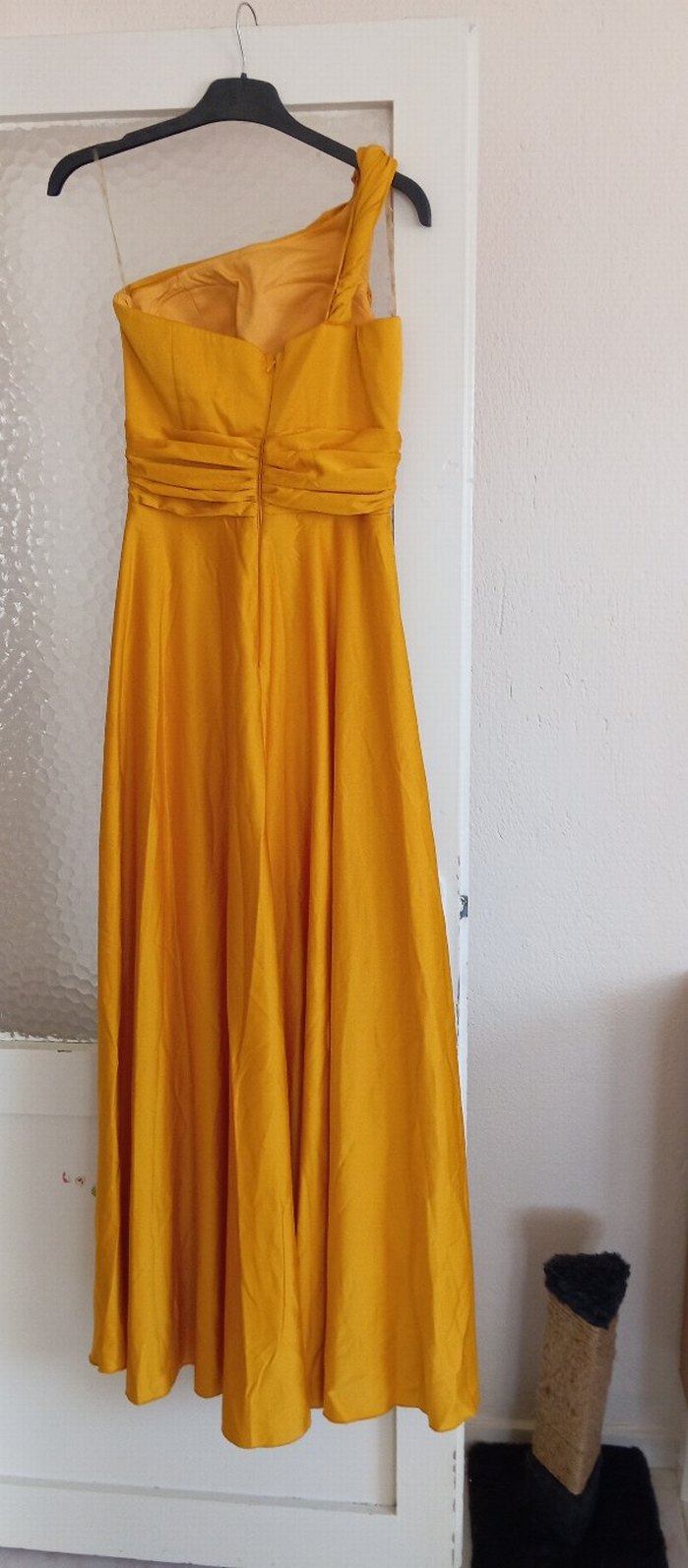 Sarı Uzun Drapeli Kadın Abiye Elbise - Görsel 2