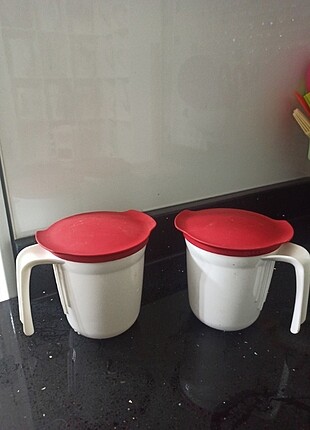 Tupperware kulplu kapaklı bardak kupa