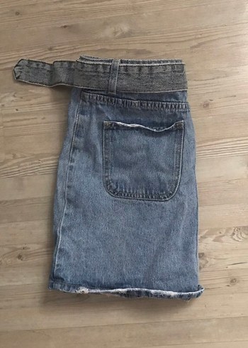 38 Beden Nakışlı Düğmeli Mini Kot Etek