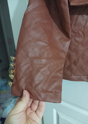 Düğmeli Kahverengi Kadın Deri Ceket - Görsel 3