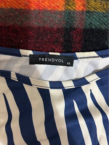 Trendyol & Milla Trendyolmilla Crop Zebra Desenli Bluz