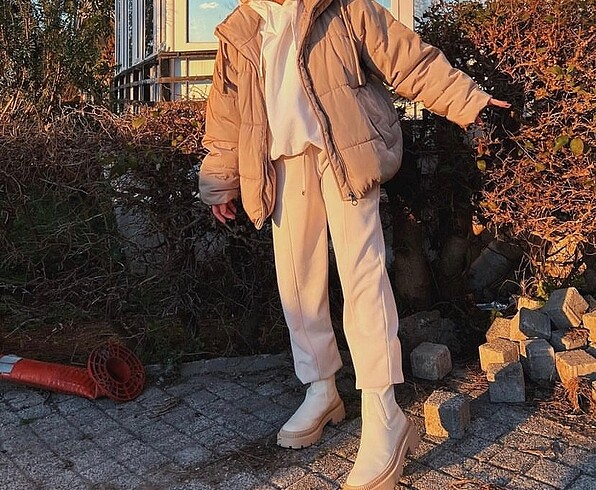 Pull&Bear Şişme Mont