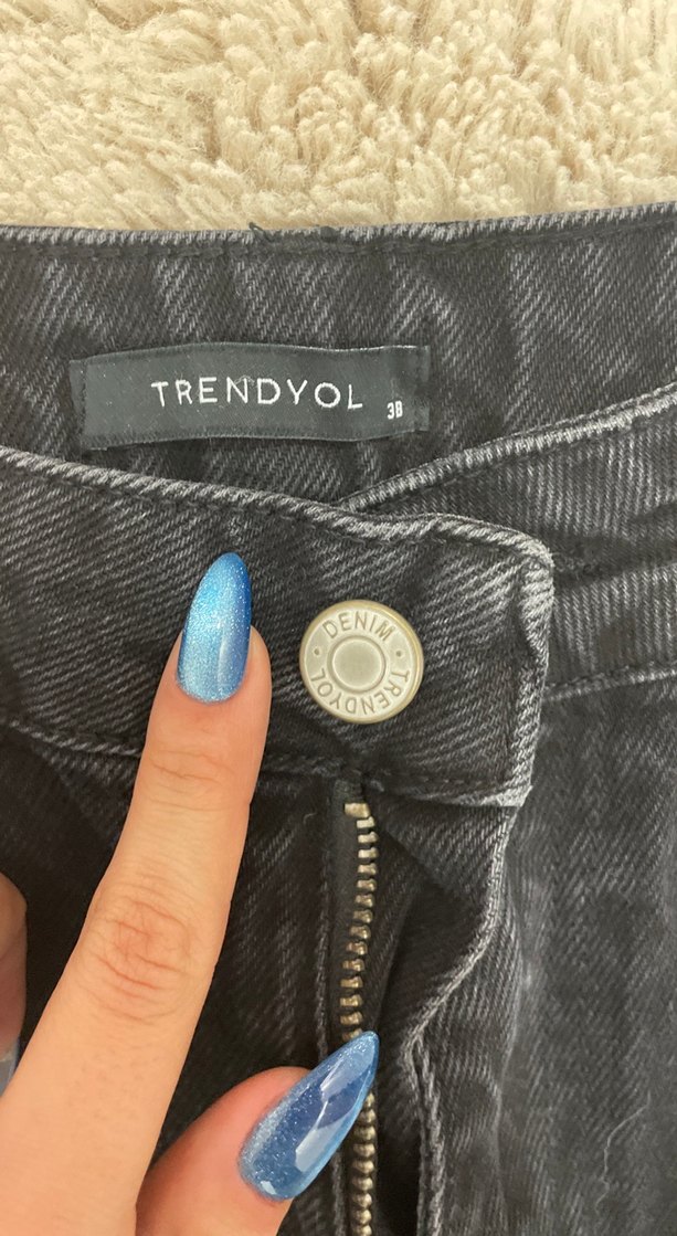 Siyah Kadın Mini Denim Şort - Görsel 2