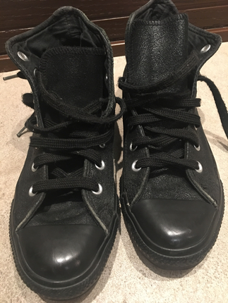 39 Beden Siyah deri converse