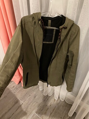 Mont lcw