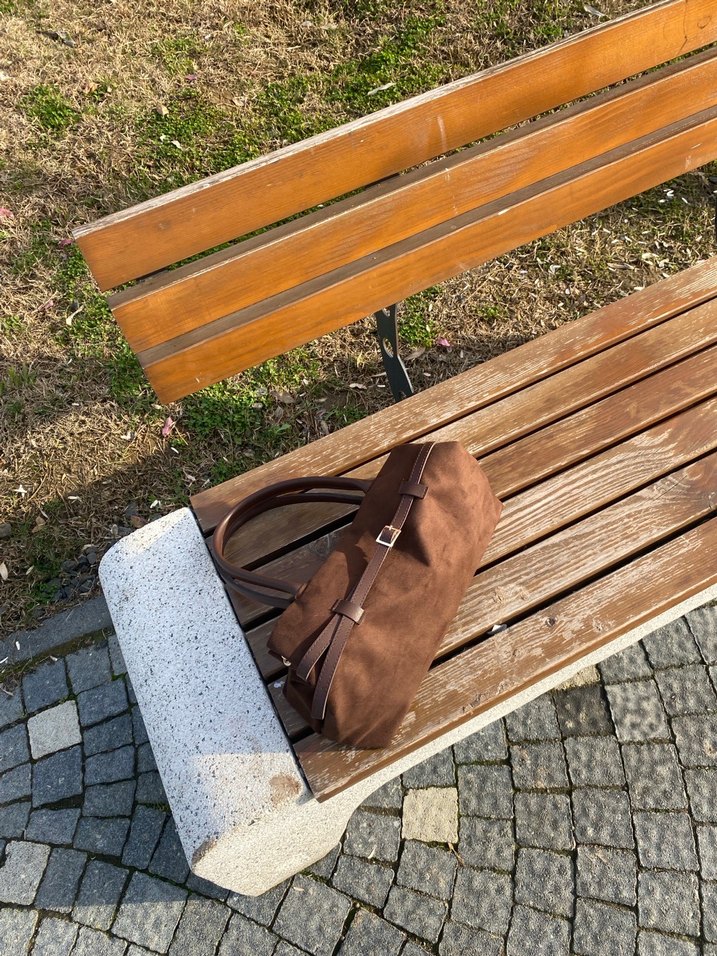 Kahverengi Süet Kadın Omuz Çantası - Görsel 3