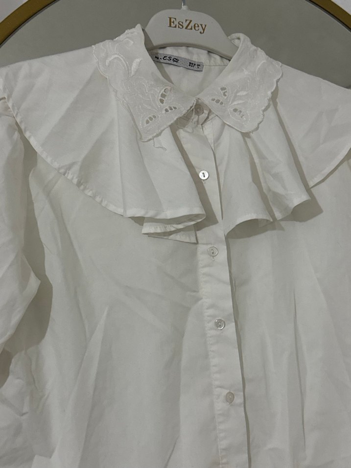 Beyaz Yakalı Düğmeli Keten Kadın Gömlek - Görsel 2