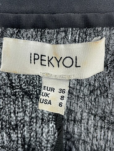 36 Beden siyah Renk ipekyol Bluz %70 İndirimli.