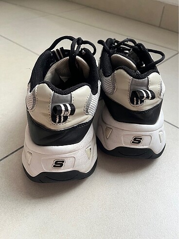 38 Beden SKECHER KADIN AYAKKABI