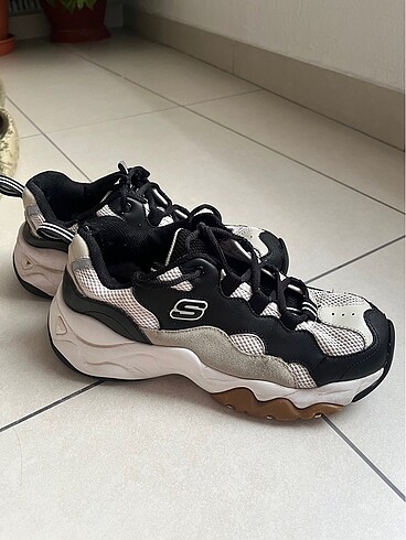 SKECHER KADIN AYAKKABI