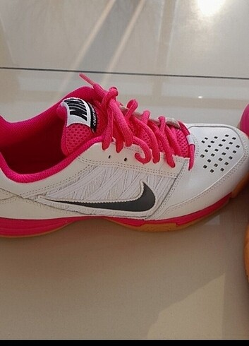 40 Beden Spor ayakabı