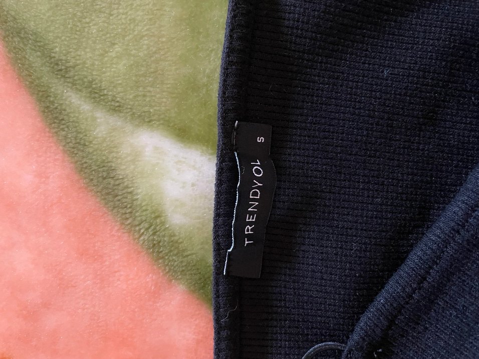 Siyah İnce Askılı Midi Elbise - Görsel 3