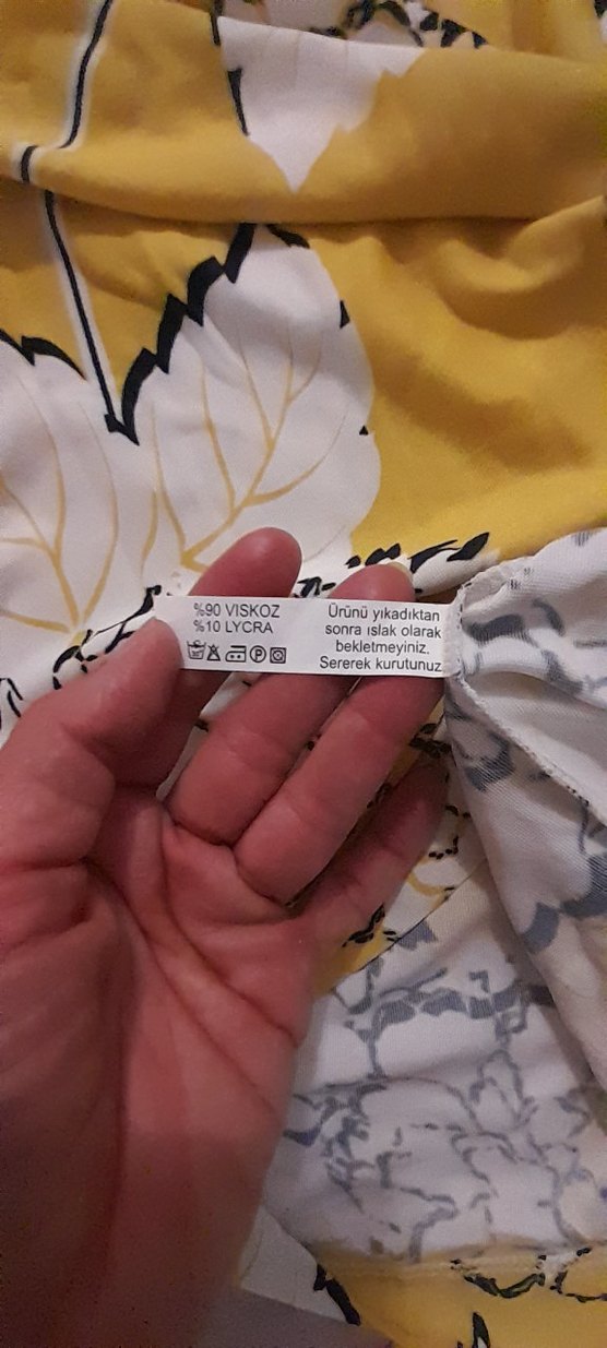 Sarı Çiçek Desenli sıfır Yaka Kısa Kollu Bluz — görsel 4/5