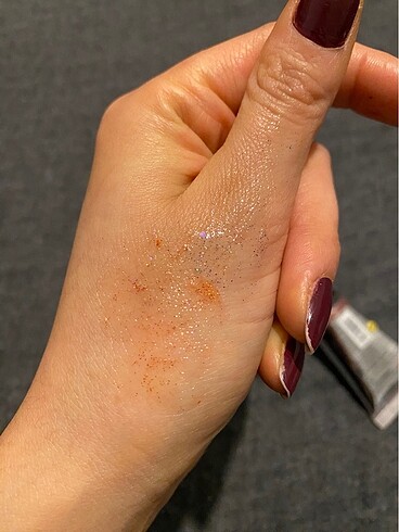  Beden Glitter