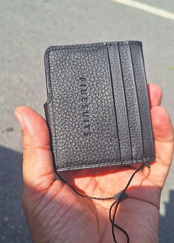 Deri Kartlık. FINESUITS Marka