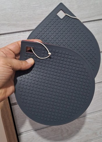 IKEA NİHALE. Kırmızı ,Koyu Gri 21x18 Cm - Görsel 5