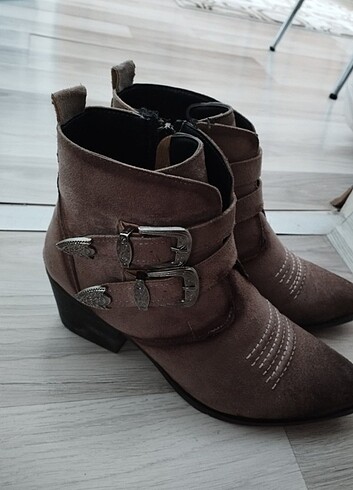 38 Beden Botttt