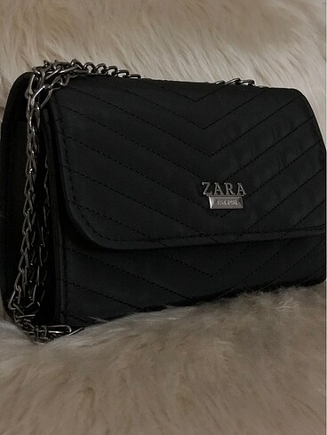 Zara çanta
