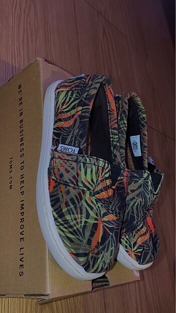 Toms Black Canvas Palm