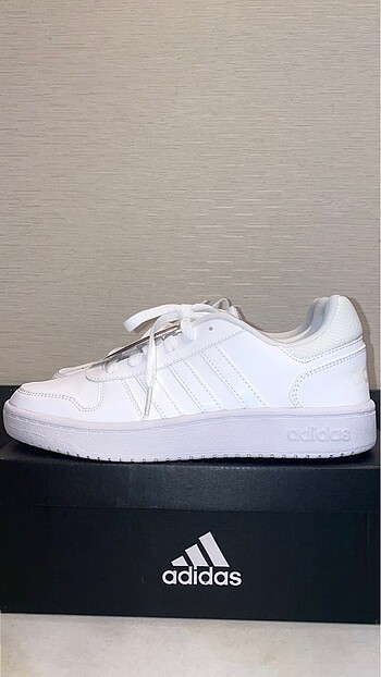 Adidas Hoops 2.0 Basketball