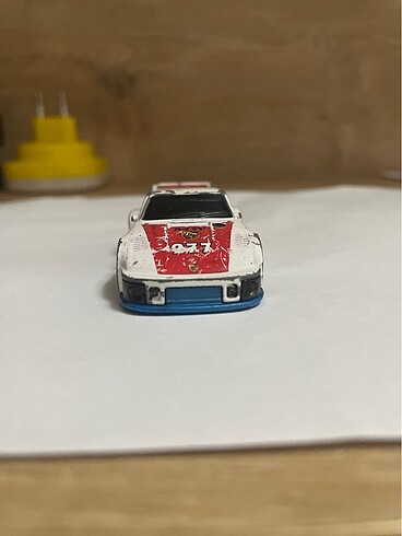 Hot wheels Marc?a Porsche 935 K3