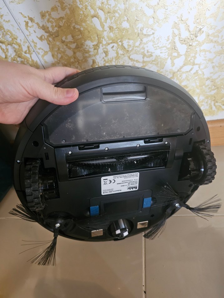 Fakir Siyah Robot Süpürge - Görsel 4