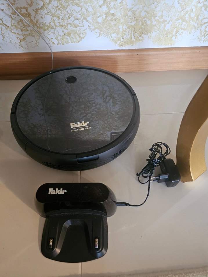 Fakir Siyah Robot Süpürge - Görsel 2