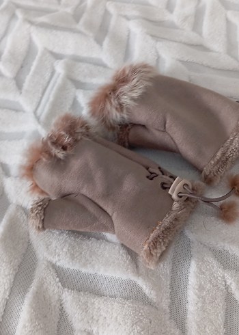 Kürklü Bej Süet Kadın Eldiven - Görsel 2