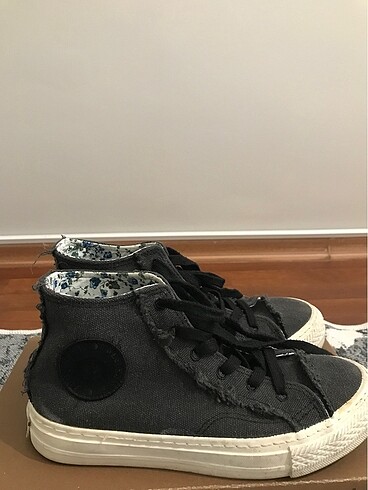 37 Beden Sıfır hammer jack converse