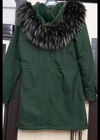 Kadın Yeşil Uzun Kışlık Kürklü Mont - Görsel 3