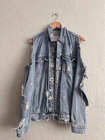 Kadın tasarım yırtık denim kot ceket