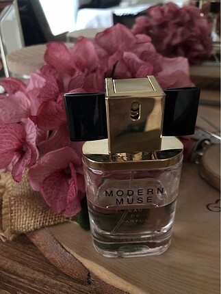 Estee Lauder Modern Muse Edp